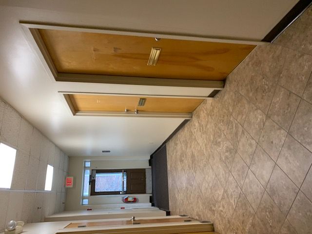 125 College, Floor 1